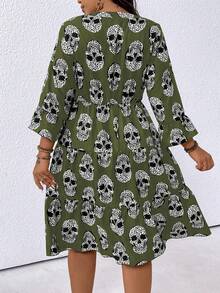 SHEIN LUNE Plus Size Women Leopard & Skull Print V-Neck Flare Sleeve Casual Dress