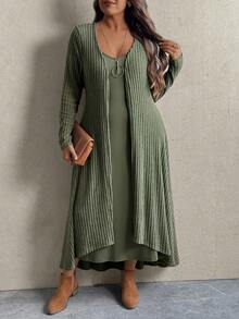 SHEIN Bộ váy maxi cổ chữ V ôm sát thanh lịch dành cho nữ và áo khoác cardigan dệt kim, cỡ lớn, Thu/Đông - màu xanh lá - Xem 4