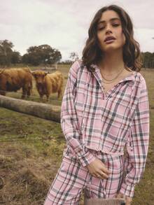 Aralina 睡衣秋冬可爱舒适柔软拉绒法兰绒格纹纽扣门襟衬衫和阔腿裤带系带两件套睡衣套装 - 彩色 - 查看 8