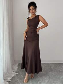 SHEIN PETITE Váy thiết kế xếp nếp cổ bất đối xứng không tay trang trí kim loại eo mới, đa năng cho hàng ngày, kỳ nghỉ, thường ngày, trẻ trung & thanh lịch, mùa xuân/hè - màu nâu - Xem 6