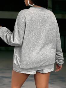 Slaydiva 2025 秋冬新品女士休闲花卉印花长袖宽松圆领图案T恤和阔腿短裤休闲套装，面料柔软大码女士运动服 - 灰色 - 查看 2