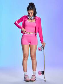 SHEIN Sovereign Charm Conjunto de top de tirantes finos y shorts de ajuste ceñido con ribete de contraste, conjunto de ropa deportiva minimalista para mujeres - Rosa Fucsia - Ver 5