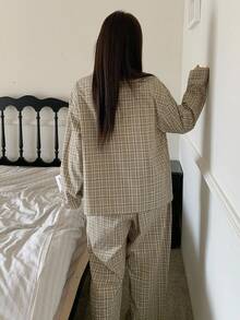 Dazy Plus 两件套加大码女式格子翻领宽松上衣和裤子睡衣套装，春秋季、秋冬季服装，舒适套装 - 卡其色 - 查看 2