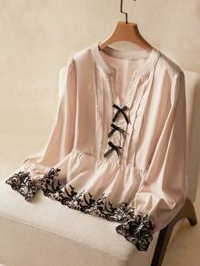 Elaquor Camisa de vacaciones con cuello en V, estampado floral y volantes para mujer de talla grande