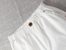 SHEIN 2 件幼儿男童休闲绅士西装裤，休闲长裤，纽扣装饰，口袋设计，婴儿正装裤，宝宝休闲裤，适合所有季节，3 个月至 3 岁 - 彩色 - 查看 3