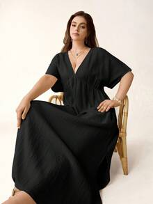 Freevana فستان كاجوال بقصة جانبية مفتوحة للمقاسات الكبيرة