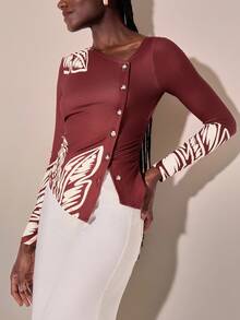 CAJUNI بلوزة نسائية طويلة الأكمام غير متماثلة مطوية الجانب مطبوعة بطبعة أوراق النباتات الاستوائية البوهيمية