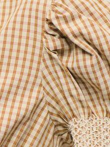 Nöista 格纹 V 领超长连衣裙，泡泡袖，褶饰袖口，前开衩纽扣裙，浅棕色格纹，轻盈梭织，适合秋季穿着，层次丰富。这款乡村风格的连衣裙是女士秋季服装的理想之选，可搭配及膝靴、超大号外套或厚实针织衫，打造舒适的秋季服装，轻松过渡到假日、圣诞节或外出场合。 - 黃色 - 查看 7