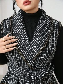 Modelyn 大码女式格子无袖披肩领优雅夹克，秋冬厚羊毛面料 - 黑與白 - 查看 3