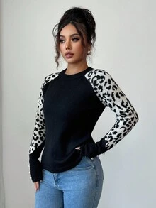Elenzga Women's Fashionable Leopard Print Patchwork Pearl Button Raglan Sleeve Fitted Knit Sweater - Black - View 5