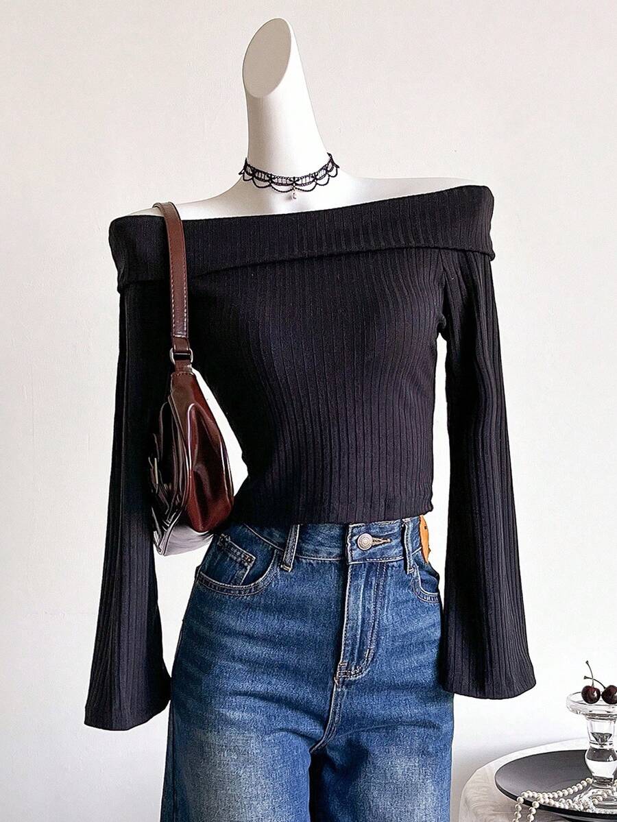 Sweetra Young 优雅翻领露肩喇叭袖黑色短款 T 恤，适合青少年女孩，适合春秋季节 - 黑色 - 查看 1