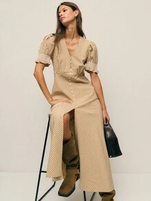 Nöista 格纹 V 领超长连衣裙，泡泡袖，褶饰袖口，前开衩纽扣裙，浅棕色格纹，轻盈梭织，适合秋季穿着，层次丰富。这款乡村风格的连衣裙是女士秋季服装的理想之选，可搭配及膝靴、超大号外套或厚实针织衫，打造舒适的秋季服装，轻松过渡到假日、圣诞节或外出场合。 - 黃色 - 查看 6