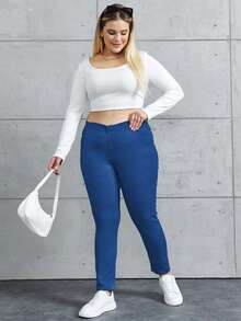 RueChic 大尺碼女士修身牛仔褲