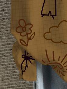 Linhara 加大码编织可爱卡通印花圆领短袖宽松常规长度T恤 - 卡其色 - 查看 4