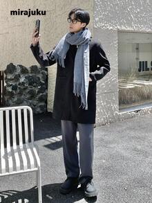 一件青少年男童时尚多功能连帽拉链外套，适合日常、户外活动和通勤穿着，秋冬季款 - 黑色 - 查看 7