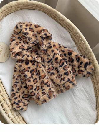 SHEIN Neonata Giacca Spessa con Cappuccio, Colore Solido, Motivo a Cuore Soffice, Autunno/Inverno