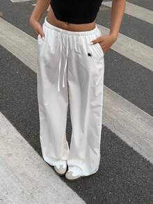 SHEIN EZwear Quần ống đứng dáng rộng thoải mái cho nữ in logo Ngựa Đen, phù hợp cho mùa xuân/thu, trang phục thể thao, phong cách đại học, cổ điển - Nhiều màu - Xem 4