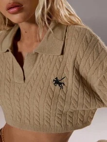 SHEIN Unity 1 件女式卡其色 Polo 领套头衫，简约设计，带有小马标志和电缆图案，短款款式，休闲时尚，适合秋冬 - 卡其色 - 查看 1