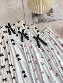SHEIN 3件装大码牛奶丝七分裤，蝴蝶结、爱心和樱桃印花 - 彩色 - 查看 4