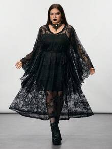 SHEIN CURVE+ Plus-Size Women's Ultra-Loose Lace-Spliced Long Black Lace Dresshalloween /Halloween Costume Women/Halloween Costumes / Halloween Shirt / Winter / Autumn