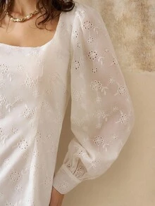 Cévolie 女式白色刺绣长袖迷你连衣裙