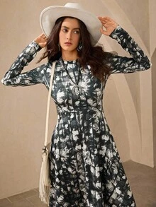 Wildy Women's Dark Green Geometric Print Long Sleeve Maxi Dress,Autumn Boho Asymmetric Hem Bodycon Dress,Casual Fashion Vacation Holiday Street Style - Beige - View 3