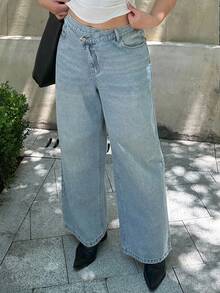 Dazy Plus Jeans rectos de pierna larga con diseño de solapa en ángulo y lavado claro, para todas las estaciones - Lavado ligero - Ver 9