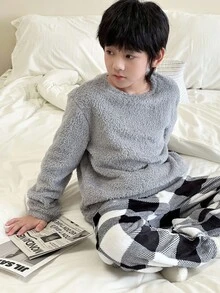 SHEIN 2pcs Tween Boy Casual Crew Neck Long Sleeve Top And Plaid Soft Fleece Pajama Pants Set, Comfortable Homewear Sleepwear, Autumn/Winter Fall