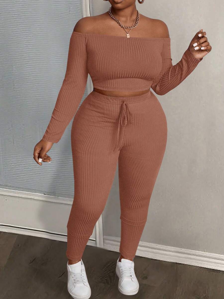 Slaydiva Conjunto de 2 piezas de top corto de hombros descubiertos y leggings ajustados de unicolor en talla grande, de tela acanalada con textura, casual y deportivo, para primavera/otoño - Marrón - Ver 1