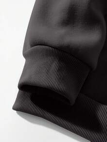 EURMUSE Áo nỉ có mũ in họa tiết tối giản dành cho nam - màu đen - Xem 7