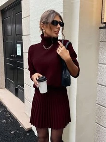 EMERY ROSE Bộ 2 áo len dài tay cổ lọ màu trơn và chân váy - Đỏ - Xem 5
