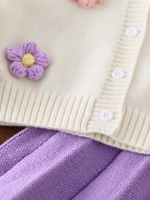 Sparklyn 女童毛衣套装：米色圆领长袖针织开衫，搭配紫色针织迷你裙。优雅时尚的两件套，适合日常穿着、休闲、上学、旅行，秋冬季皆宜。女童毛衣套装两件套，女童百褶裙套装，女童针织套装，女童毛衣裙套装（秋季款）。 - 彩色 - 查看 8