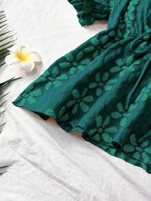 Trelyra Top de manga corta con escote en V de jacquard elegante y fresco para mujeres, nueva blusa de manga corta de moda para el verano 2025 - Verde - Ver 4