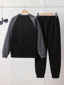 SHEIN Bộ 2 quần nỉ cổ tròn tay raglan màu tương phản có dây rút trang trí thường ngày cho bé trai tuổi teen, bộ quần áo cơ bản tối giản đa năng thích hợp mặc ở nhà, đi làm, đi học, thường ngày, đi nghỉ, ngoài trời, tiệc tùng, thu đông - Nhiều màu - Xem 8