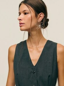 Nöista Elegant Dark Pinstripe Grey Vest,V-Neck Button Front Tailored Silhouette For Summer,Effortless Chic School Back-To-School Workwear,Modern Spring Look - Dark Grey - View 5