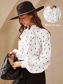 Wildy Áo sơ mi dài tay cổ buộc họa tiết trái tim giản dị cho nữ Áo cánh trắng Áo cánh cổ buộc cho nữ Áo trắng cho nữ Áo in hình trái tim Phong cách Old Money dành cho nữ Mùa đông dành cho nữ Áo sơ mi cài nút cho đêm hẹn hò dành cho nữ Áo sơ mi công sở giản dị dành cho nữ Áo trắng lãng mạn sang trọng mùa thu dành cho nữ Áo sơ mi giáo viên Trang phục công sở Quần áo Giáng sinh Áo sang trọng - trắng - Xem 7