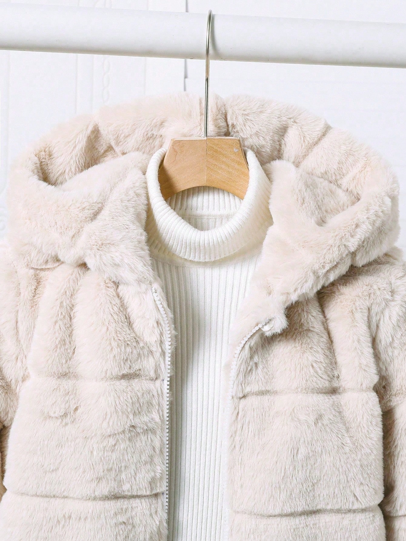 SHEIN جاكيت كاجوال عاملية مميزة متناسقة بقلنسوة لل...