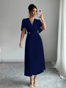 Rafferiza Gaun Lipit Elegan Berbahan Chiffon Warna Polos dengan Pinggang yang Diikat - Navy Blue - View 5