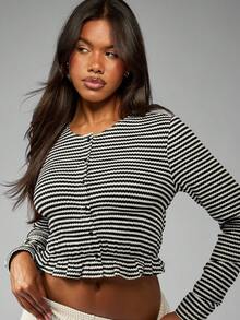 MISSGUIDED 条纹纽扣前褶饰短款上衣，带荷叶边下摆，长袖休闲修身衬衫，适合春秋季日常穿着 - 黑色 - 查看 6