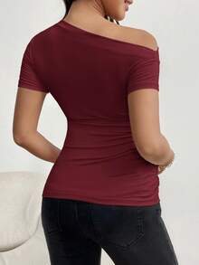 SHEIN Maternity Casual Everyday Solid Color Asymmetrical Neck Ruched Fitted T-Shirt, Summer - Burgundy - View 2