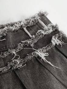 SHEIN Girlism Teen Girl Y2K Vintage Retro Washed Low Rised Denim Pleated Baggy Denim Skort , Summer Boho Western Concert Rave Graduation