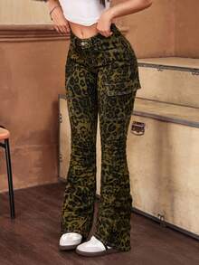 SHEIN ICON Jeans de pierna acampanada con estampado de leopardo para mujer