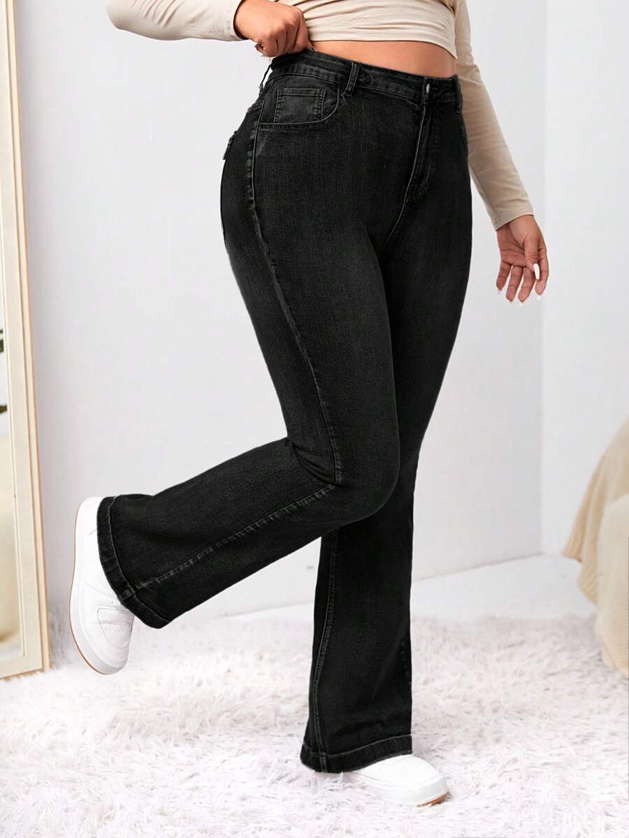 EURMUSE Plus Size Casual Washed Slim Flare Jeans - Black - View 1