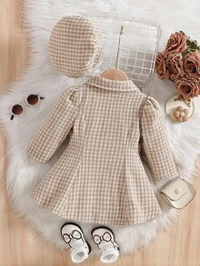 SHEIN 女婴西装领仿口袋A字连衣裙，搭配同款贝雷帽。经典翻领设计，搭配精致纯色纽扣和装饰性仿口袋，复古优雅。A字廓形适合各种体型的宝宝。无论是日常外出、公园玩耍还是休闲居家，都能完美驾驭，让您的小公主成为众人瞩目的焦点。 - 彩色 - 查看 2