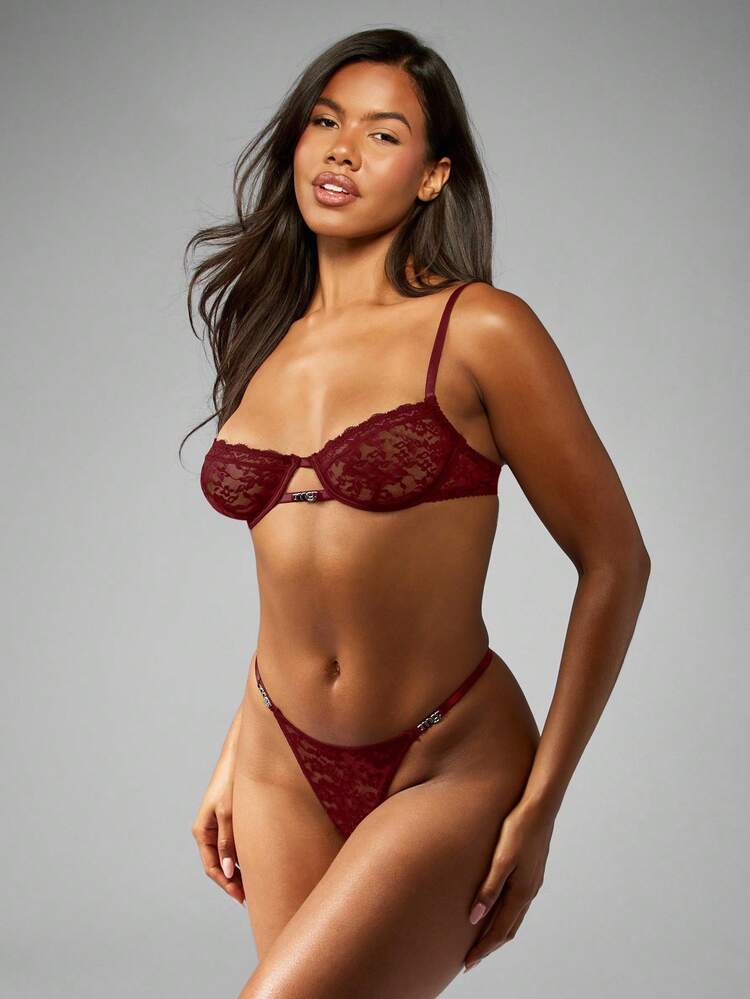 MISSGUIDED Delicate Lace Bra And Thong Set With Decorative Branding Holiday Lingerie Valentines Day Gift Adjustable Straps Feminine Sleepwear Undergarment Collection