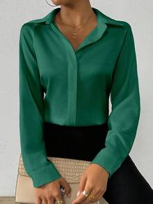 SHEIN PETITE Women's Solid Color Satin Simple Shirt With Asymmetric Hem