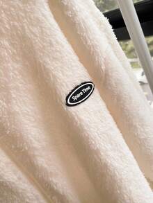 SHEIN Girls' Jacket, Casual Sports, Solid Color Fuzzy Fabric + Sports Patch Decor, Short Length Long Sleeve Hooded Jacket Outerwear, Paired With T-Shirt, Sweater, Pants, Sweatpants, Winter Clothes For Kids Fall