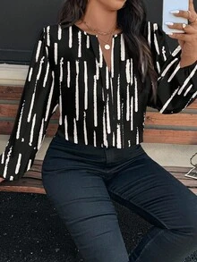 SHEIN Clasi Camisa elegante y minimalista con estampado texturizado, adecuada para maestras de talla grande - Multicolor - Ver 4