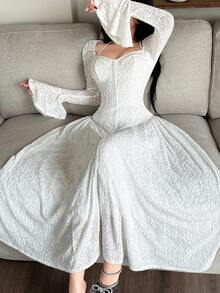 Feyla 女式优雅纯色提花喇叭袖连衣裙 - 白色 - 查看 6