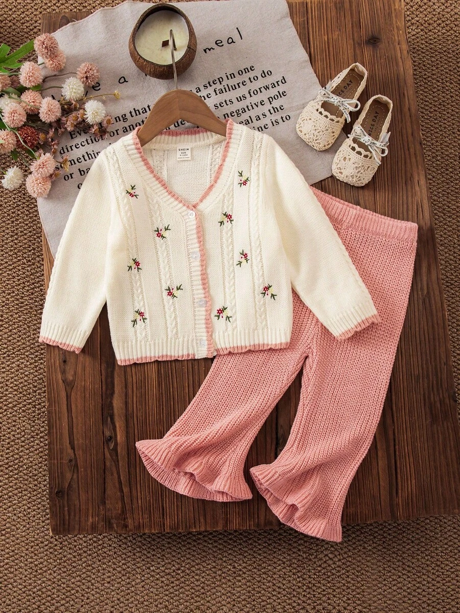 SHEIN 2pcs Baby Girls Casual Long Sleeve Sweater Top And Pants Co-Ord Set Baby Girl Sweater And Pants Set Baby Girl Knitted Outfits Baby Girl Sweater Sets Baby Girl Fall Outfits Baby Girl Winter Clothes Baby Girls Winter Clothes Baby Girls Fall Clothes Baby Girl Fall Outfits - Beige - View 1